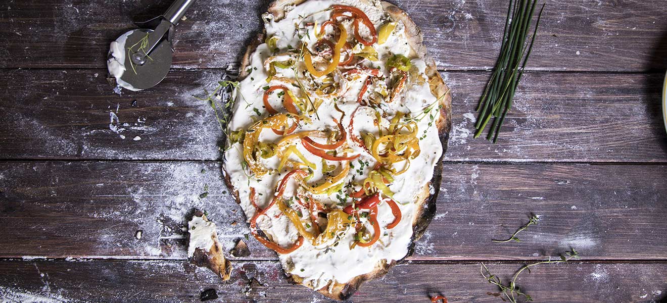 Flammkuchen Mit Karamellisiertem Gem Se Rezepte Falstaff