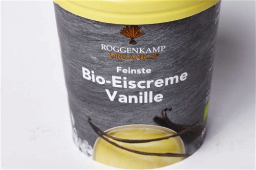 1. ROGGENKAMP ORGANIC Feinste Bio-Eiscreme Vanille - 93 PunkteBecher € 5,49/366 g (€ 15,–/kg), u. a. Vollcorner BiomärkteAngenehm frischer Geruch nach Milch und Sahne, dazu deutliche Vanillearomen. Sehr authentische Geschmacks-anmutung, schmeckt wie selbst gemacht. Wenig Zucker, dichte Konsistenz. Lag bei allen Testern auf Platz 1.