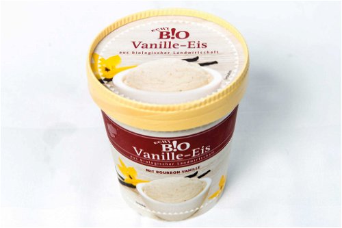 4. ECHT BIO Vanille-Eis - 86 Punkte&nbsp;&nbsp;(ex aequo)€ 3,99 für 500 ml (€ 7,98/l), Penny, www.penny.atWeiß-grau, erinnert optisch an Bananeneis. Grob gemahlene Vanillestücke, die am Gaumen spürbar sind, dezenter Vanillegeschmack, cremig, leicht nussig.