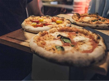 Die Pizza Napoletana liegt schwer im Trend – hier drei Pizzen von »Jill« in Hamburg