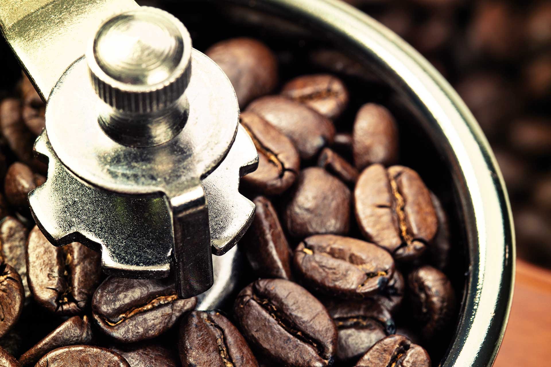 Erfreut sich dank der aktuellen Kaffeetrends wachsender Beliebtheit: Die Kaffeemühle.