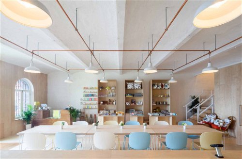 Restaurant oder Bar in einem VerkaufsraumArchive Homestore and Kitchen (Ramsgate, UK)Haptic Architects