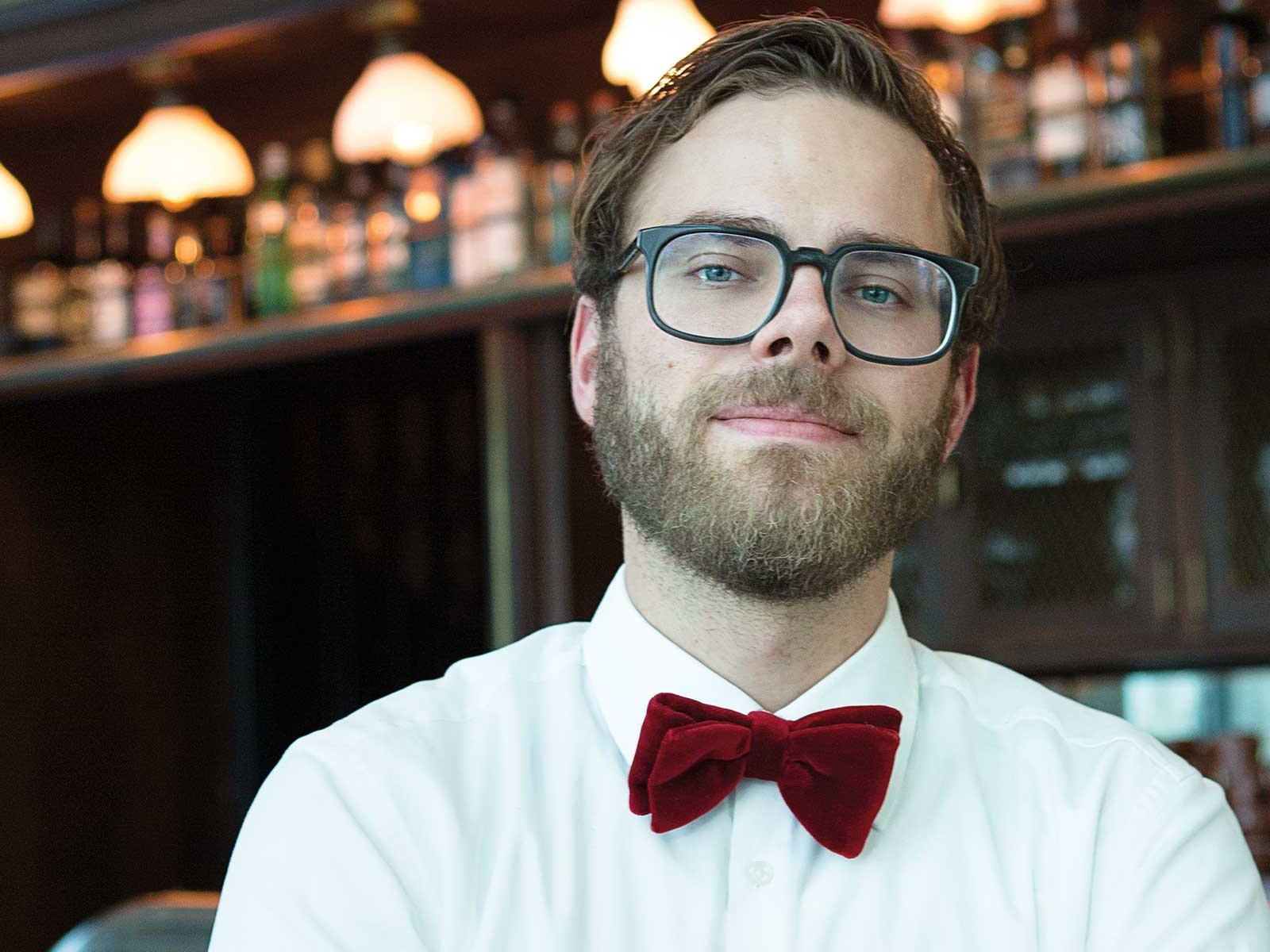 Barkeeper David Marxer ist in der grossartigen American Bar im Prime Tower in Zürich-West tätig.