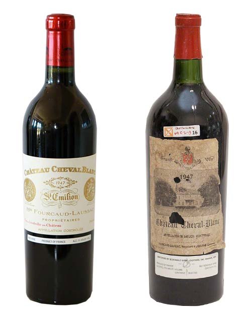 Links der Original Cheval Blanc 1947 (Durchschnittspreis: 8.216 Euro), rechts das Counterfeit des gleichen Jahrgangs.