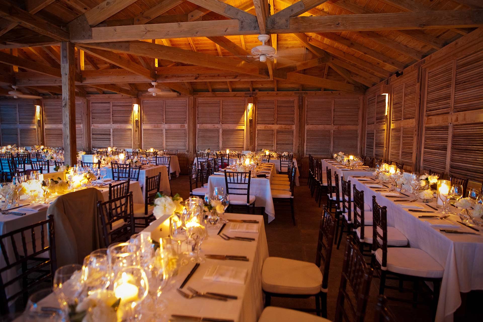 Die Restaurant-Räumlichkeiten können wir private Anlässe wie Hochzeiten genützt werden.