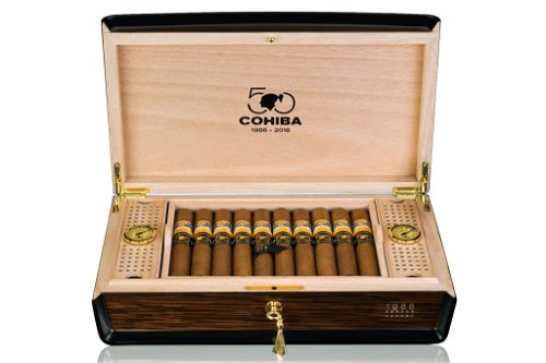 Jubilar: Zum Geburtstag der Cohiba gibt es den streng limitierten «Majestuosos 1966 Humidor» von Cubatabaco um CHF 3743,–. www.cigarworld.de