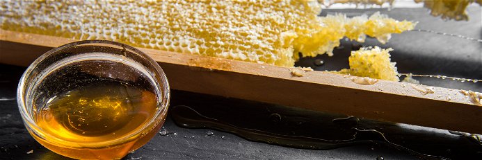 Honig ist der natürlichste und älteste Süßstoff.