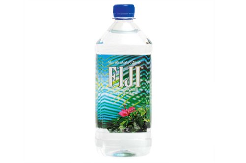 Fiji – Quellwasser Bewertung: 4&nbsp;WassertropfenWeiche, saubere Nase. Erfrischend, weich, leicht, zarte Salzigkeit, sauber, mittellang, gutes Mundgefühl, ausgewogen, insgesamt guter Durchschnitt. Sehr geringe Mineralienwerte mit insgesamt 61 mg pro Literca. CHF 3,75/l, Fiji, www.fijiwater.com
