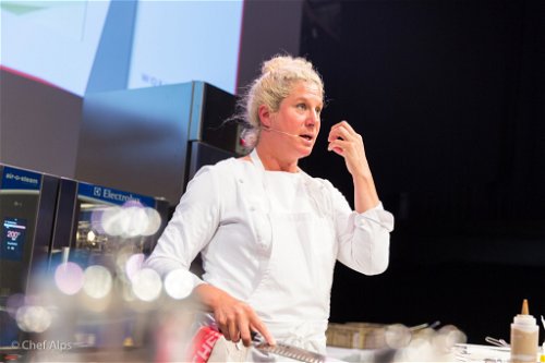 Ana Roš gilt als die beste Köchin Sloweniens und wurde als World's Best Female Chef 2017 ausgezeichnet. Auch sie war auf der ChefAlps vertreten.