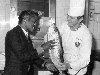 Stars wie Sammy Davis Junior waren in den 1970ern von Werner Matts Neuer Wiener Küche begeistert.&nbsp;