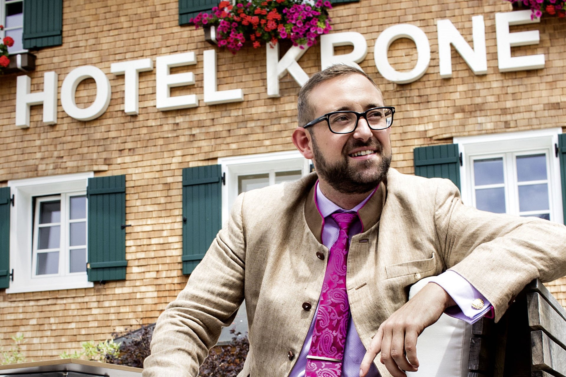 Hotelier Johannes Pfefferkorn führt mit seinem Vater Paul Pfefferkorn das Romantik-Hotel Die Krone von Lech.