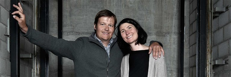 Führen am Bielersee als neue Generation zwei Weingüter: Andreas Krebs (Weingut Krebs) und Sabine Steiner (Steiner Schernelz Village).