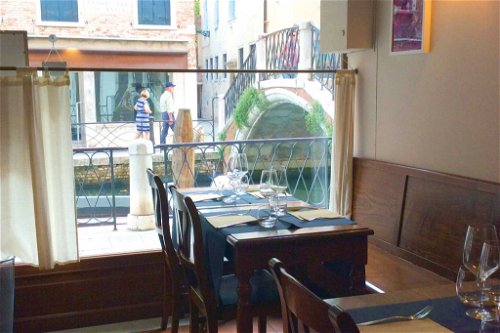 »Osteria Mocenigo« in der Nähe der Rialto-Brücke: venezianische Küche nach alter Tradition...