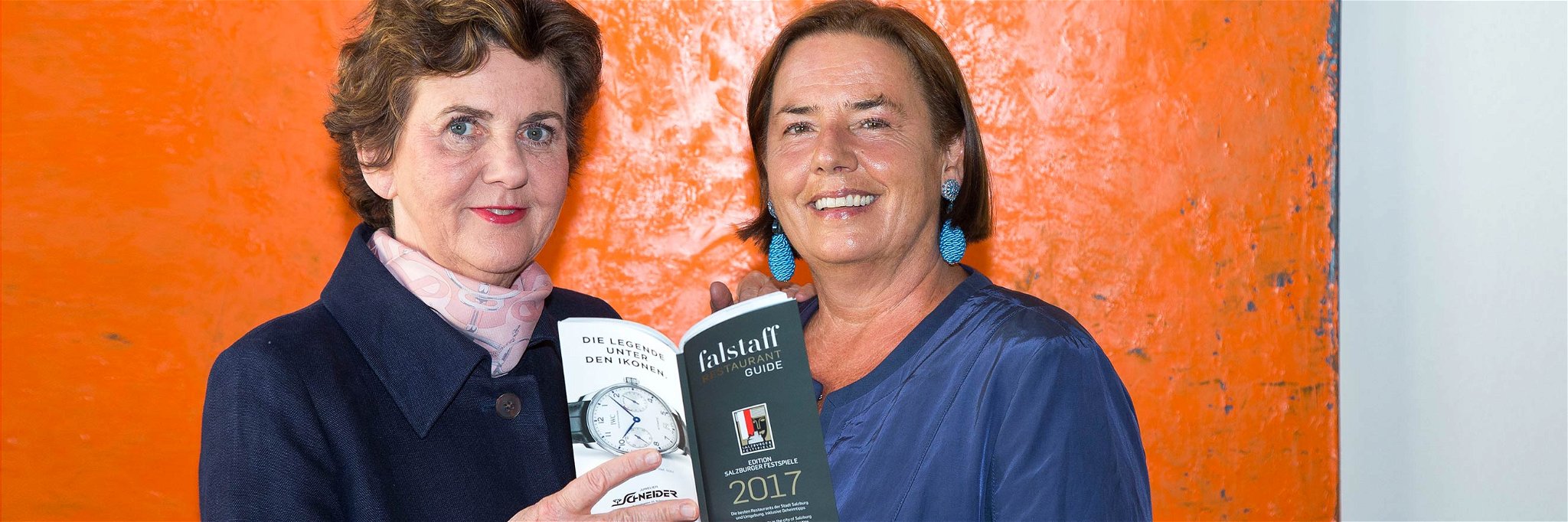 Festspielpräsidentin Helga Rabl-Stadler und Ilse Fischer, Chefredakteurin Falstaff Restaurantguide Edition Salzburger Festspiele.