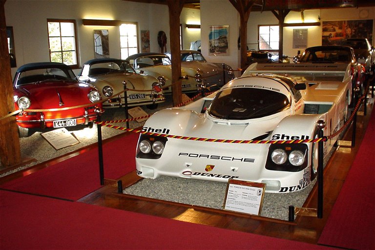 Das Porsche-Museum huldigt seit 1982 der schnellen Kultmarke.