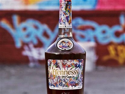 Straßenkunst von JonOne auf der neuen Hennessy Very Special Limited Edition