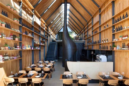 Das «Piccolino» in Mount Waverley, Australia, entworfen von Hachem gewinnt in den Kategorien «Australia &amp; Pacific Restaurant und Lighting».
