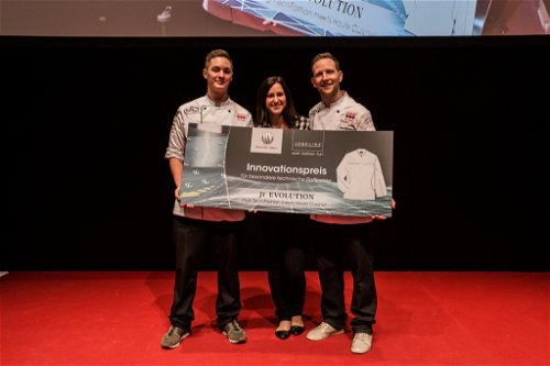 Finalist Martin Studeny und Assistent Lukas Hieronymus ergatterten den Sonderpreis für technische Raffinesse. 