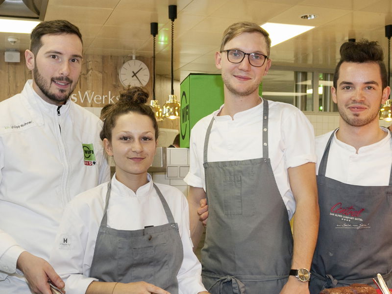 Das Koch-Nationalteam sorgte für das leibliche Wohl: Teamchef und WIFI-Küchenmeister Philipp Stohner, Vanessa Fuchs, Thomas Penz und Michal Ploner (v.l.).