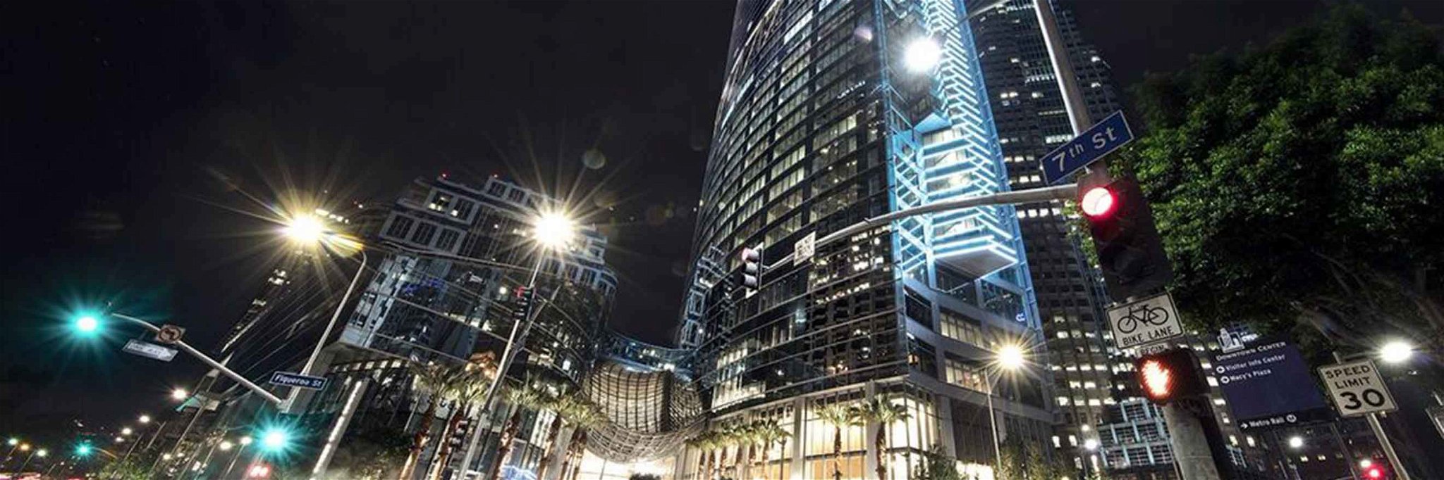Als höchstes Gebäude westlich von Chicago präsentiert das InterContinental Los Angeles Downtown Luxus in einer neuen Dimension.