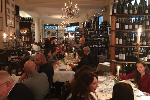 Beim anschließenden Dinner im Düsseldorfer »Saittavini« wurden ebenfalls Weine der Tenuta gereicht.