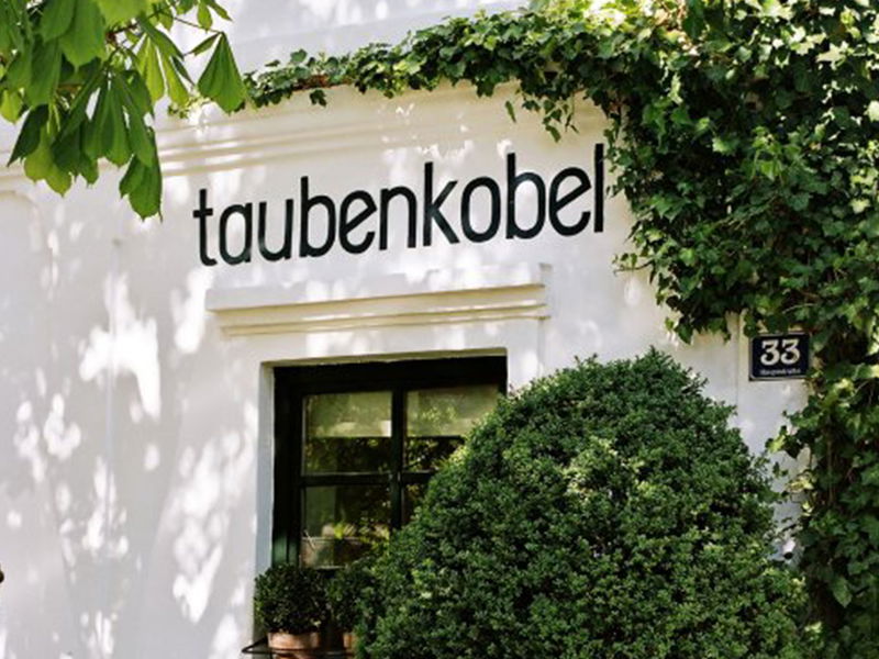 Mit der Natur im Einklang: Das Restaurant Taubenkobel am schönen Neusiedlersee.