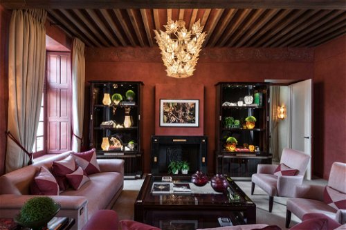 Die Bibliothek des Hotel-Restaurant «Lalique» auf Château Laufaurie-Peyraguey.