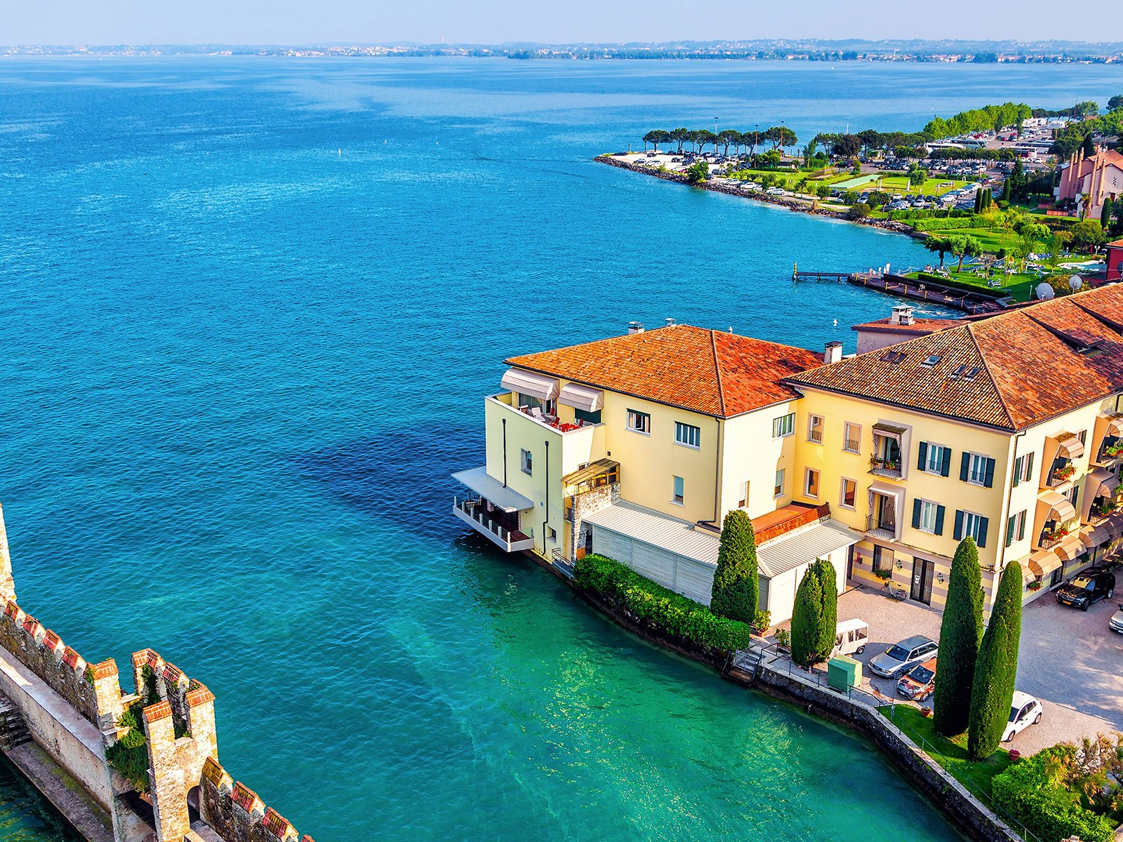 Der Gardasee ist der größte See Italiens.