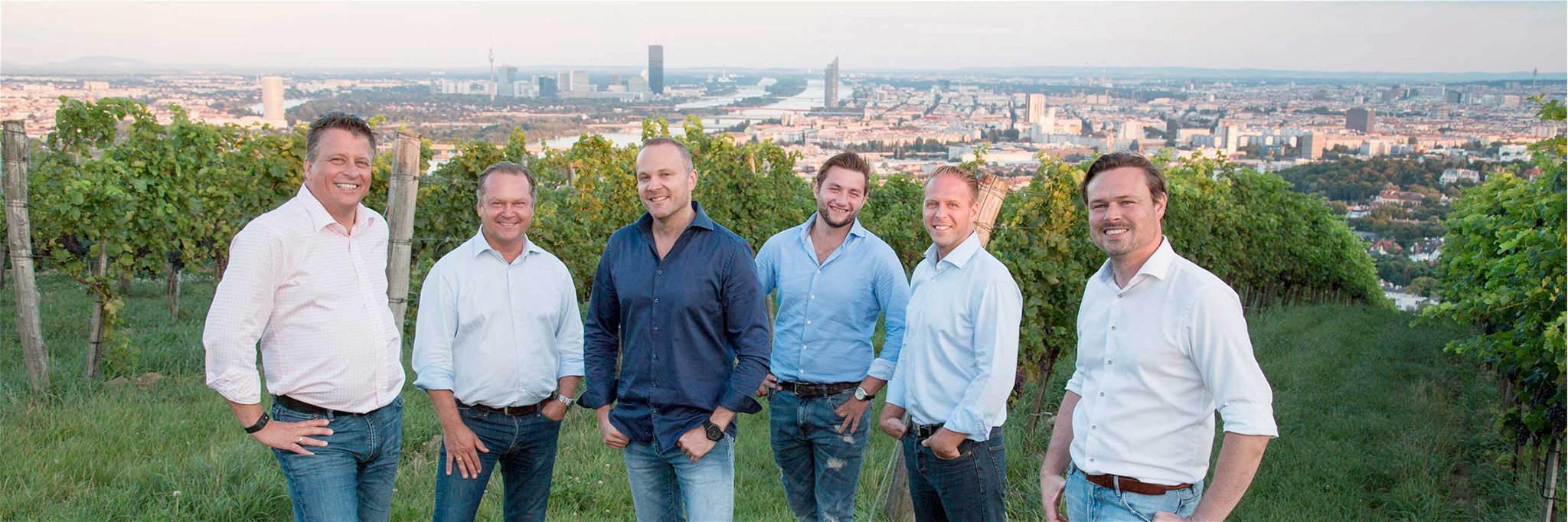 Die sechs WienWein-Winzer (v.l.n.r.) Thomas Podsednik, Fritz Wieninger, Rainer Christ, Thomas Huber, Michael Edlmoser und Gerhard J. Lobner sind den ÖTW beigetreten. 