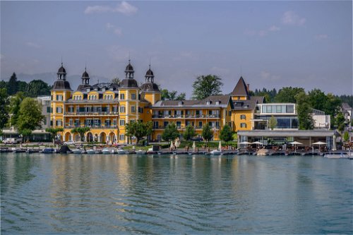 Das »Schlosshotel Velden« besticht nicht nur durch seine optimale Lage, das Spa kann auch von Tagesgästen genützt werden.