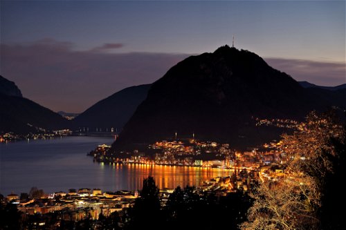 Lugano bei Nacht