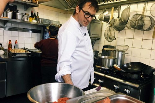 Max Stiegl ist bekannt für seine Innereien-Küche und den »Sautanz«. 2017 feierte er mit seinem »Gut Purbach« zehnjähriges Jubiläum. 