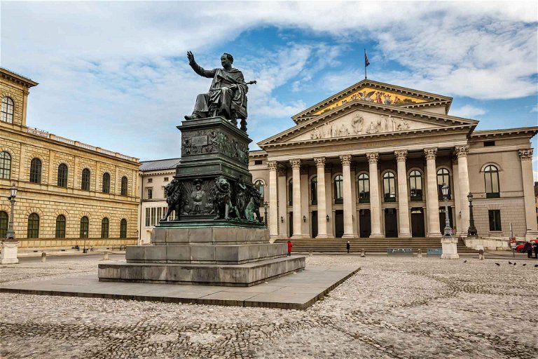 Die Bayerische Staatsoper in München, eines der renommiertesten Opernhäuser der Welt