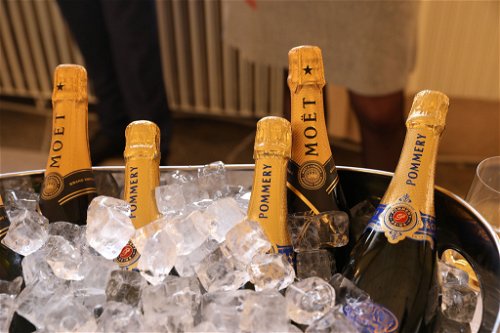 Eine Auswahl des Falstaff Champagner Salons.