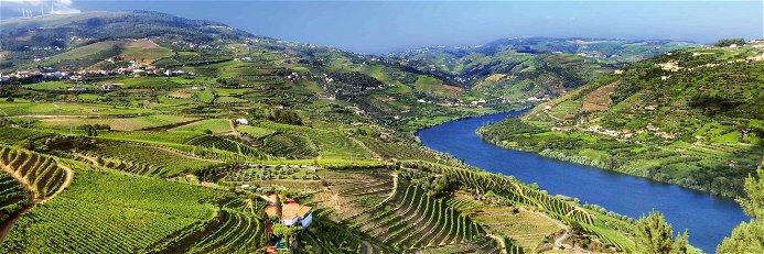 Atemberaubende Landschaften und Kulinarik auf höchstem Niveau: All das bietet Portugal.