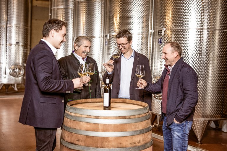 Raimund Pammer, Alois Gollenz, Stefan Krispel und Christian Trierenberg bringen das »Weingut Georgiberg« auf eine neue Ebene. 