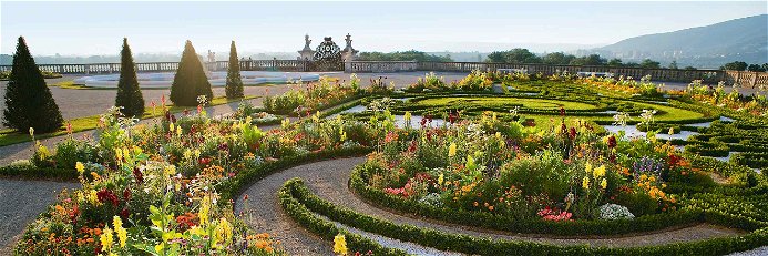 Schloss Hof verdankt sein Erscheinungsbild der Pflanzenleidenschaft von Prinz Eugen von Savoyen.
