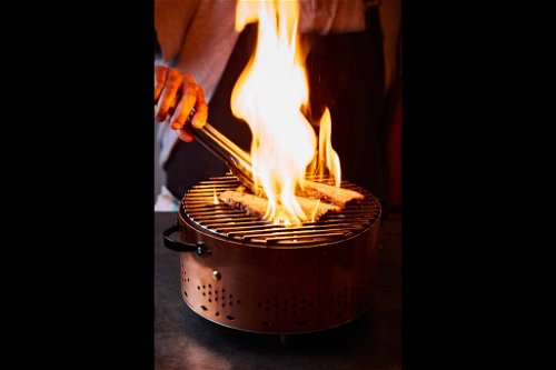 «Charbonnade»: Grillieren über Holzkohle auf dem Tisch