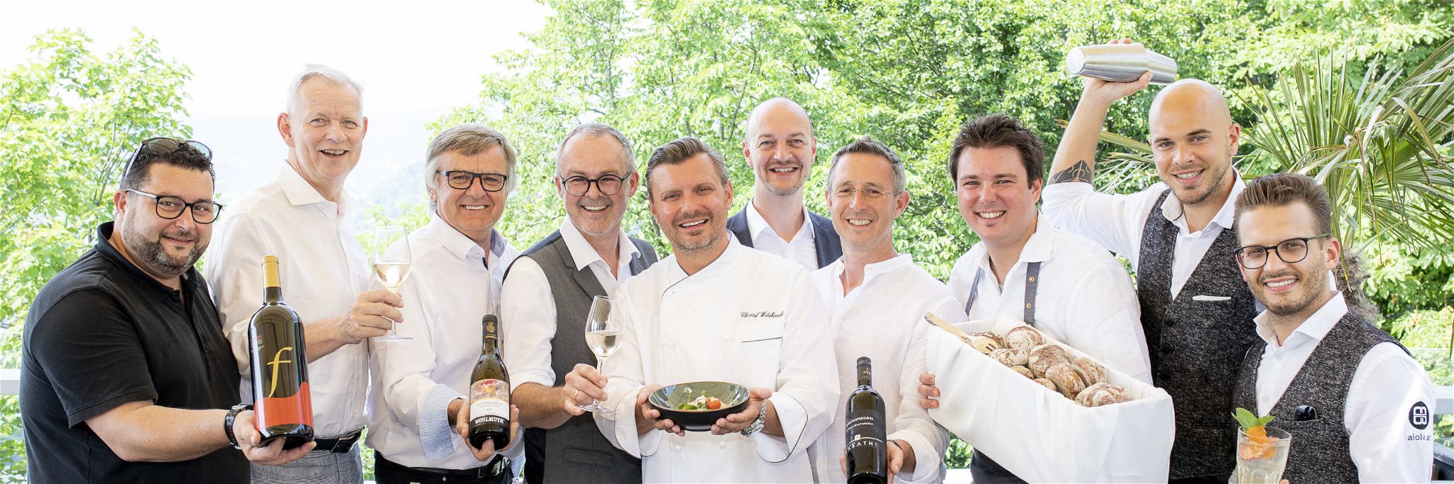 Organisator Ingo Reinhardt mit Gastronomen, Winzern und Cocktail-Team.