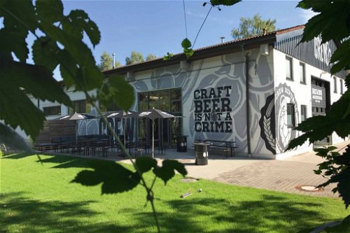 »Craft beer ist not a crime«, lautet das Motto der Münchner Brauerei Crew Republic. Recht haben sie: Alle Biere werden nach bayerischem Reinheitsgebot gebraut.