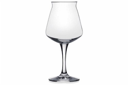 Teku-Pokal: Der AllrounderDie Form des Teku-Pokals erinnert an ein Weinglas: langer Stiel, nach oben hin verjüngt sich das Glas. Durch den feinen Rand wird die Kohlensäure optimal in den Mund transportiert. Da er Aromen gut bündelt, wird der Teku-Pokal gerne für Bierverkostungen verwendet.Rastal Teku, € 22,95 (2-Glas-Set), rastal.com