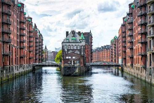 Hier lagern noch immer Teppiche: Die Kontorhäuser der ikonischen Speicherstadt prägen das Hamburg-Bild.