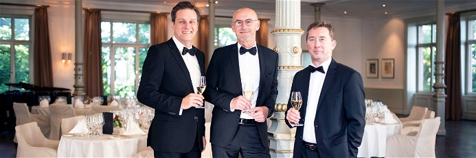 Tesdorpf-Geschäftsführer Pierre Enjalbert (links) mit Eric Kohler und Xavier Logette von Rothschild (Lafite).