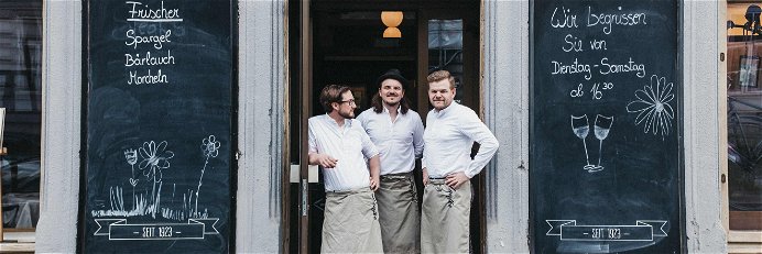 Die »Laufke«-Wirte Jakob Schönberger, Herbert König und Markus Neuhold vor dem Lokal.
