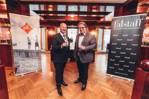 Norbert Szigeti mit Falstaff Wein Chefredakteur Peter Moser