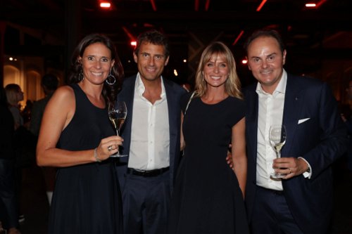 Camilla Lunelli mit Enrico Griselli, Serena Autieri und Matteo Lunelli, Präsident und CEO des Weinguts.