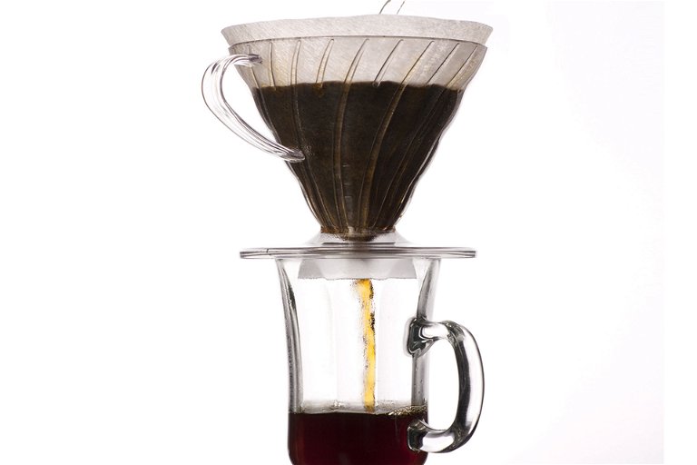 So einfach, so gut: Für den perfekten Filterkaffee braucht man nicht zwingend eine Maschine.