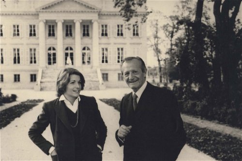 Corinne Mentzelopoulos mit ihrem Vater André, der Château Margaux 1977 erwerben konnte.