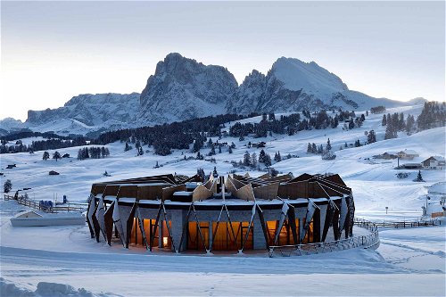 It's time to relax – und das kann man im »Alpina Dolomites Lodge« besonders gut.