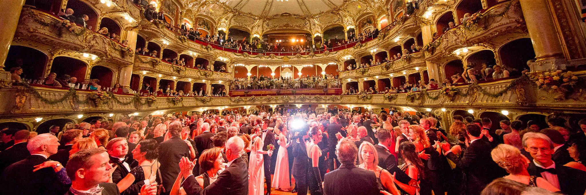 Auch 2020 glänzt die Grazer Opernredoute wieder mit ihrem Programm.